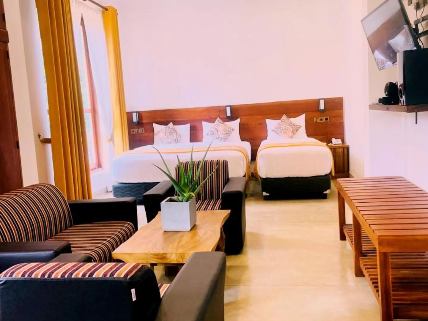 Ceylon Ayu Resort Kandy Hotel